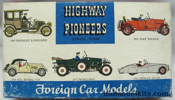 Revell 1/32 1913 Mercedes Highway Pioneers, H54-89 plastic model kit